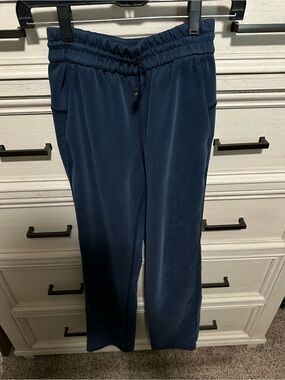 Lululemon Softstreme High-Rise Straight-Leg Pant Size 2